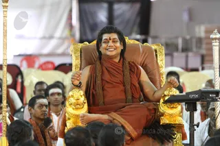 http://nithyananda.org/sites/default/files/photo-gallery/2016-5may-17th-nithyananda-diary_IMG_6906_ujjain-aadheenam-kumbh-mandala-process-swamiji.jpg