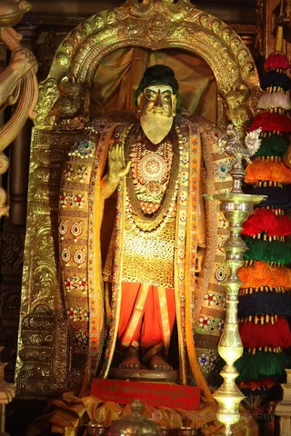 http://nithyananda.org/sites/default/files/photo-gallery/2016-5may-17th-nithyananda-diary_IMG_7330_ujjain-aadheenam-kumbh-nithyananda-devasthanam.jpg