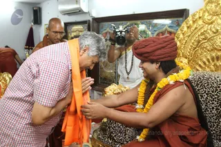 http://nithyananda.org/sites/default/files/photo-gallery/2016-5may-18th-nithyananda-diary_2016-5may-18th-nithyananda-diary_IMG_7504_ujjain-aadheenam-kumbh-mela-vip-visit-swamiji.jpg