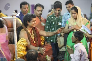 http://nithyananda.org/sites/default/files/photo-gallery/2016-5may-20th-nithyananda-diary_IMG_6513_ujjain-aadheenam-kumbh-mela-kalpataru-darshan-swamiji.jpg