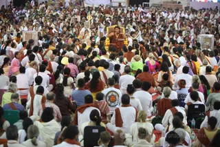 http://nithyananda.org/sites/default/files/photo-gallery/2016-5may-20th-nithyananda-diary_IMG_6521_ujjain-aadheenam-kumbh-mela-mandala-process-swamiji.jpg