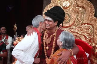 http://nithyananda.org/sites/default/files/photo-gallery/2016-5may-21st-nithyananda-diary_IMG_0462_ujjain-aadheenam-kumbh-mela-pratyaksha-pada-puja-swamiji.jpg