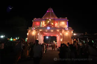 http://nithyananda.org/sites/default/files/photo-gallery/2016-5may-21st-nithyananda-diary_IMG_8933_ujjain-aadheenam-kumbh-mela-shahi-snaan-mahanirvani-akhada.jpg