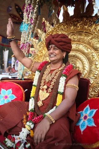 http://nithyananda.org/sites/default/files/photo-gallery/2016-5may-21st-nithyananda-diary_IMG_9182_ujjain-aadheenam-kumbh-mela-shahi-snaan-swamiji.jpg