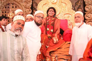 http://nithyananda.org/sites/default/files/photo-gallery/2016-5may-2nd-nithyananda-diary_IMG_6915_ujjain-aadheenam-kumbh-mela-kalpataru-darshan-swamiji.jpg