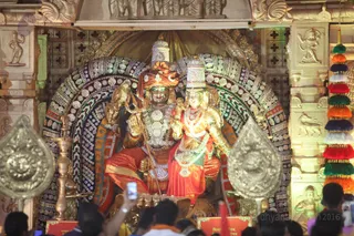 http://nithyananda.org/sites/default/files/photo-gallery/2016-5may-3rd-nithyananda-diary_IMG_8008_ujjain-aadheenam-kumbh-mela-kalpataru-camp-temple.jpg