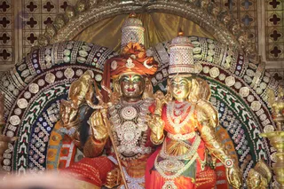 http://nithyananda.org/sites/default/files/photo-gallery/2016-5may-3rd-nithyananda-diary_IMG_8020_ujjain-aadheenam-kumbh-mela-kalpataru-camp-temple.jpg