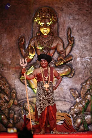 http://nithyananda.org/sites/default/files/photo-gallery/2016-5may-3rd-nithyananda-diary_IMG_8301_ujjain-aadheenam-kumbh-mela-shuddhadvaita-opening-darshan-swamiji.jpg
