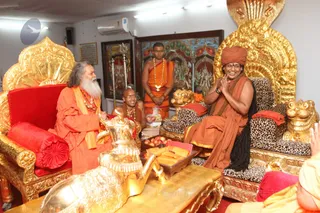 http://nithyananda.org/sites/default/files/photo-gallery/2016-5may-4th-nithyananda-diary_IMG_7234_ujjain-aadheenam-kumbh-mela-mahamandaleshwar-maheshwaranand-swamiji.jpg