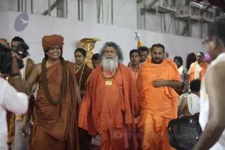 http://nithyananda.org/sites/default/files/photo-gallery/2016-5may-4th-nithyananda-diary_IMG_8801_ujjain-aadheenam-kumbh-mela-mahamandaleshwar-maheshwaranand-swamiji.jpg