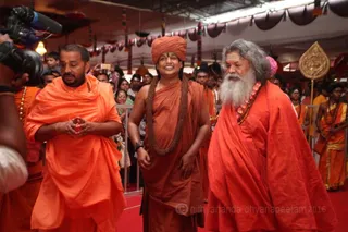 http://nithyananda.org/sites/default/files/photo-gallery/2016-5may-4th-nithyananda-diary_IMG_8895_ujjain-aadheenam-kumbh-mela-mahamandaleshwar-maheshwaranand-swamiji.jpg