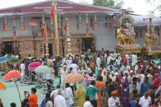http://nithyananda.org/sites/default/files/photo-gallery/2016-5may-8th-nithyananda-diary_IMG_1228_ujjain-aadheenam-kumbh-mela-camp.jpg