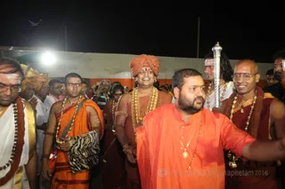 http://nithyananda.org/sites/default/files/photo-gallery/2016-5may-8th-nithyananda-diary_IMG_1444_ujjain-aadheenam-kumbh-mela-bandara-swamiji.jpg