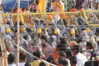 http://nithyananda.org/sites/default/files/photo-gallery/2016-5may-9th-nithyananda-diary_IMG_1432_ujjain-aadheenam-kumbh-mela-second-shahi-snaan-crowd.jpg