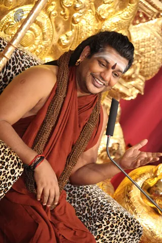 http://nithyananda.org/sites/default/files/photo-gallery/2016-6june-15th-nithyananda-diary_IMG_2753_bengaluru-aadheenam-morning-satsang-swamiji.jpg