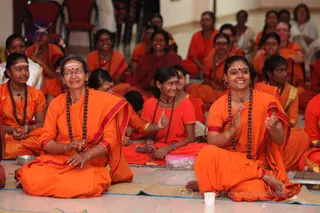 http://nithyananda.org/sites/default/files/photo-gallery/2016-6june-15th-nithyananda-diary_IMG_2815_bengaluru-aadheenam-morning-satsang-aadheenavasis.jpg