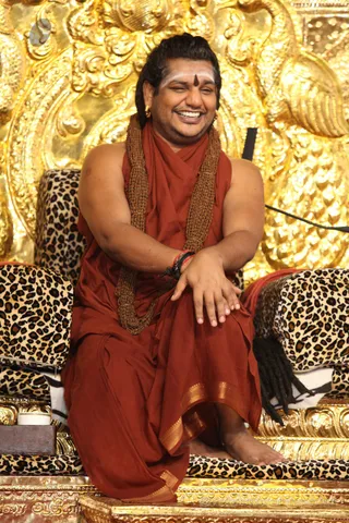 http://nithyananda.org/sites/default/files/photo-gallery/2016-6june-15th-nithyananda-diary_IMG_2873_bengaluru-aadheenam-morning-satsang-swamiji.jpg