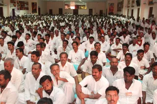 http://nithyananda.org/sites/default/files/photo-gallery/2016-6june-18th-nithyananda-diary_IMG_3506_bengaluru-aadheenam-ndy-tamil-day1-participants.jpg