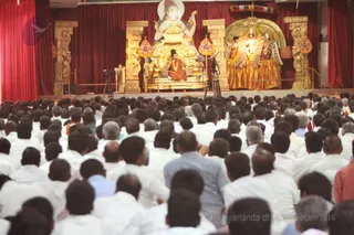 http://nithyananda.org/sites/default/files/photo-gallery/2016-6june-18th-nithyananda-diary_IMG_3513_bengaluru-aadheenam-ndy-tamil-day1-swamiji.jpg