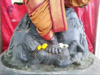 http://nithyananda.org/sites/default/files/photo-gallery/2016-6june-24th-nithyananda-diary_IMG_20160624_173628_bengaluru-aadheenam-nithyanandeshwara-temple.jpg