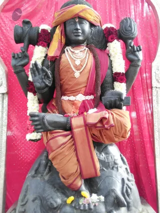 http://nithyananda.org/sites/default/files/photo-gallery/2016-6june-25th-nithyananda-diary_IMG_20160625_075902_bengaluru-aadheenam-nithyanandeshwara-temple.jpg