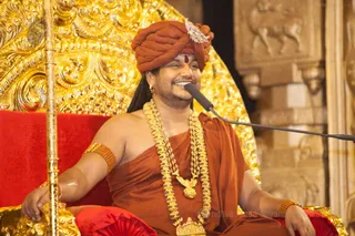 http://nithyananda.org/sites/default/files/photo-gallery/2016-6june-27th-nithyananda-diary_IMG_4989_varanasi-aadheenam-IA-day2-nithya-satsang-swamiji.jpg