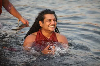 http://nithyananda.org/sites/default/files/photo-gallery/2016-6june-2nd-nithyananda-diary_IMG_9860_omkareshwara-aadheenam-narmada-snaan-swamiji.jpg