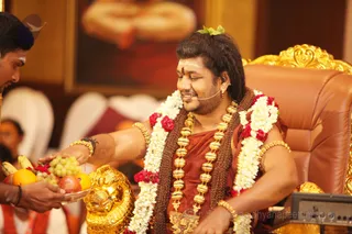 http://nithyananda.org/sites/default/files/photo-gallery/2016-6june-30th-nithyananda-diary_IMG_5977_varanasi-aadheenam-ia-shiva-deeksha.jpg