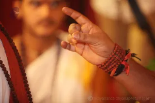 http://nithyananda.org/sites/default/files/photo-gallery/2016-7july-11th-nithyananda-diary_IMG_9818_varanasi-aadheenam-kalpataru-darshan-swamiji.jpg