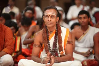 Participants are in deep listening of the spiritual secrets.