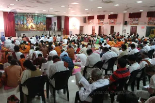 http://nithyananda.org/sites/default/files/photo-gallery/2016-7july-31st-nithyananda-diary_IMG_7975_bengaluru-aadheenam-conquering-life-day2-swamiji.jpg