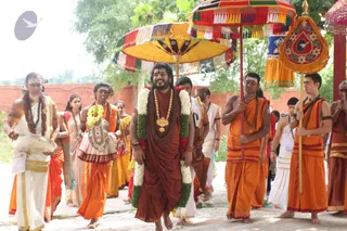 Varalakshmi Puja - His Holiness arrives to bless all present!