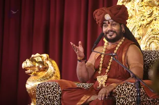 http://nithyananda.org/sites/default/files/photo-gallery/2016-8aug-20th-nithyananda-diary_IMG_5266_bengaluru-aadheenam-nithyananda-morning-satsang-swamiji.jpg