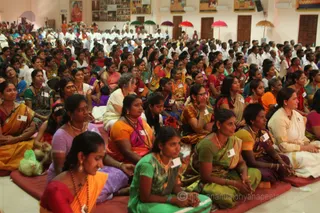 Dine, Dance and Darshan with the Divine!