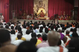 Dine, Dance and Darshan with the Divine!