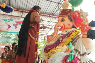 Prana Pratishta of Ganesha - His Holiness infuses the Divine energy into Ganesha, who will now live as an independent intelligence, blessing us all during his Brahmotsavam time.