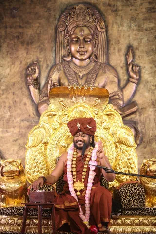 http://nithyananda.org/sites/default/files/photo-gallery/2016-9sept-13th-nithyananda-diary_IMG_2237_bengaluru-aadheenam-nithya-morning-satsang-swamiji.jpg