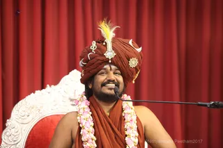http://nithyananda.org/sites/default/files/photo-gallery/2017-08-Aug-04_nithyananda-diary_Sadashivoham-EnergyDarshan_Bengaluru-AadheenamIMG_7821.JPG