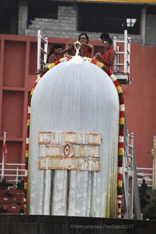 http://nithyananda.org/sites/default/files/photo-gallery/2017-08-Aug-07-nithyananda-diary_Padapuja-Rudrabhishekam_Bengaluru-aadheenam_IMG_8547.JPG