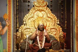 http://nithyananda.org/sites/default/files/photo-gallery/2017-08-Aug-09-nithyananda-diary_bengaluru-adheenam_pratyaksha-pada-puja_IMG_0348.JPG