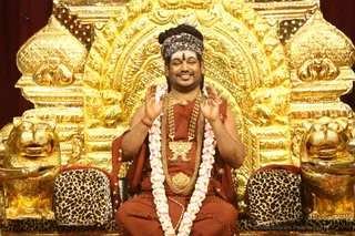 http://nithyananda.org/sites/default/files/photo-gallery/2017-08-Aug-23-nithyananda-diary_bengaluru-adheenam_nithya-kriya-yoga-energy-darshan_IMG_1195_0.JPG