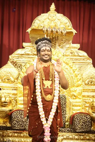 http://nithyananda.org/sites/default/files/photo-gallery/2017-08-Aug-23-nithyananda-diary_bengaluru-adheenam_nithya-kriya-yoga-energy-darshan_IMG_1334.JPG