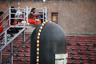 http://nithyananda.org/sites/default/files/photo-gallery/2017-09-Sep-18-nithyananda-diary_bengaluru-adheenam_rudrabhishekam_IMG_2635.jpg