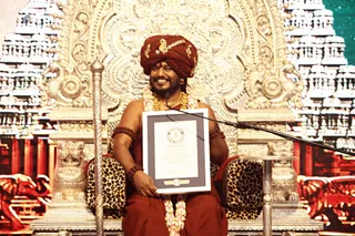 http://nithyananda.org/sites/default/files/photo-gallery/2017-09-Sep-29-nithyananda-diary_bengaluru-adheenam_vijay-dashami-satsang-guinness-world-record_IMG_1469_0.jpg