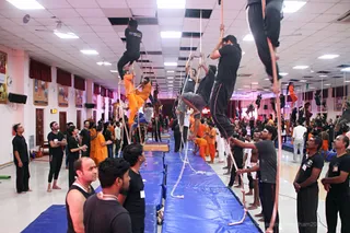 http://nithyananda.org/sites/default/files/photo-gallery/2017-09-Sep-30-nithyananda-diary_bengaluru-adheenam_largest-rope-yoga-guinness-world-record-event_IMG_0148_0.jpg