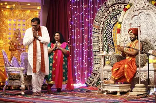 http://nithyananda.org/sites/default/files/photo-gallery/2017-10-Oct-18-nithyananda-diary_bengaluru-adheenam_ask-the-avatar-meena-das-satsang_IMG_2397.jpg