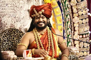 http://nithyananda.org/sites/default/files/photo-gallery/2017-10-Oct-18-nithyananda-diary_bengaluru-adheenam_ask-the-avatar-meena-das-satsang_IMG_2697.jpg