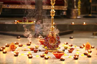 http://nithyananda.org/sites/default/files/photo-gallery/2017-10-Oct-18_nithyananda-diary_bengaluru-aadheenam_diwali-procession_IMG_1566.JPG