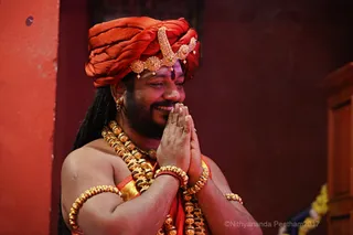 http://nithyananda.org/sites/default/files/photo-gallery/2017-10-Oct-18_nithyananda-diary_bengaluru-aadheenam_diwali-procession_IMG_1578.JPG
