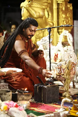 http://nithyananda.org/sites/default/files/photo-gallery/2017-10-Oct-25-nithyananda-diary_bengaluru-adheenam_putrakameshti-aushadha-process_IMG_1160.jpg
